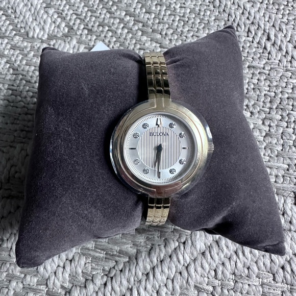Bulova Diomand New Never Been  Worn, Still in Box Women’s Watch. - Picture 1 of 5
